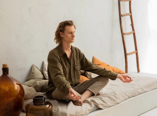 Photo d'un homme blond en train de pratiquer le Zen to Done